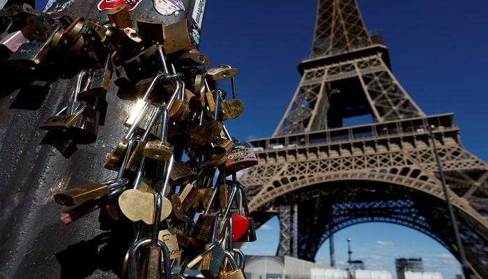 « La rouille mange la tour Eiffel » .. Que va faire le gouvernement Macron ?