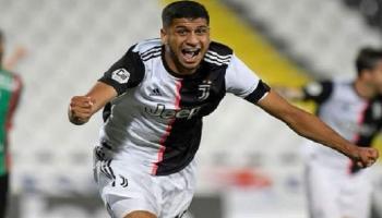 حمزة رفيعة لاعب يوفنتوس