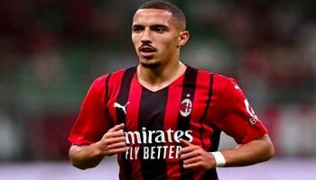 إسماعيل بن ناصر لاعب وسط ميلان
