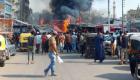 4 إصابات و10 سيارات إطفاء.. حريق هائل في سوق تجاري بمصر (صور)