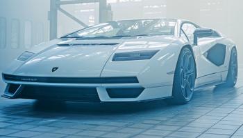 أسطورة لامبورجيني Countach تعود للحياة