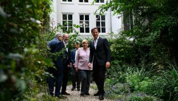 احتفاء خاص بميركل في هولندا