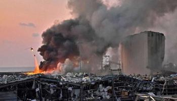 جانب من آثار الانفجار الذي وقع في مرفأ بيروت