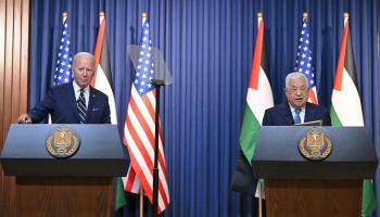 مؤتمر صحفي مشترك بين عباس وبايدن