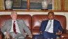 Football: le président de la CAF Motsepe en visite en Algérie 