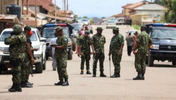 ضباط بالجيش النيجيري - رويترز