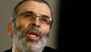 رئيس المؤسسة الوطنية للنفط المقال مصطفى صنع الله - أرشيفية