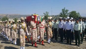 مقتل ضابطين إيرانيين في مواجهات مع مسلحين 