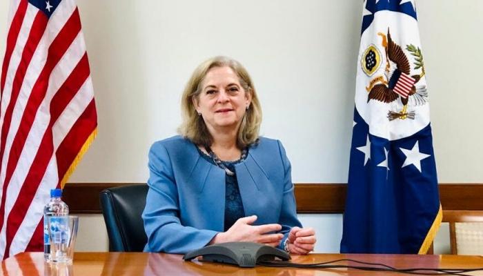 السفيرة الأمريكية لدى بغداد آلينا رومانوسكي