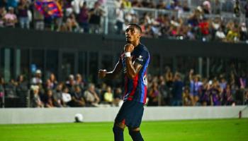 رافينيا لاعب برشلونة