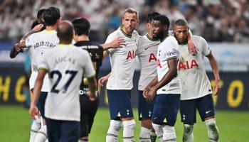 لاعبو توتنهام