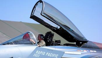 طائرة مقاتلة من طراز 