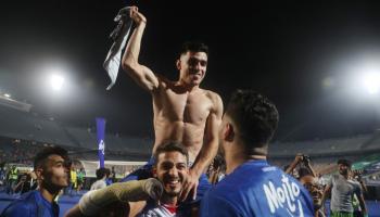 أشرف بن شرقي نجم الزمالك السابق