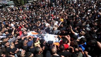 جانب من تشييع الجثمان في نابلس