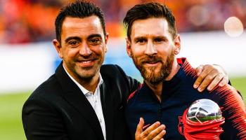 تشافي هرنانديز وليونيل ميسي