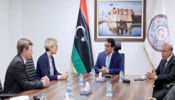 محمد المنفي والسفيرة البريطانية