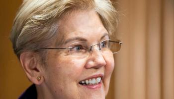 السيناتور إليزابيث وورين