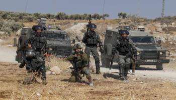 جنود إسرائيليون خلال مواجهات مع فلسطينيين بالضفة (أرشيفية)