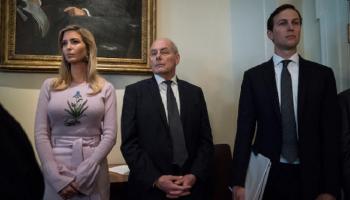 جاريد كوشنر وجون كيلي وإيفانكا ترامب