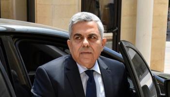 النائب السابق عن 