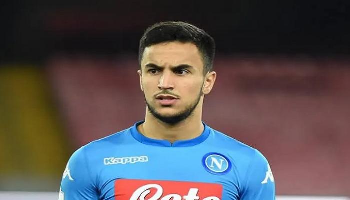 آدم أوناس لاعب نابولي