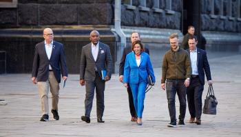 نانسي بيلوسي وبعض معاونيها- أرشيفية