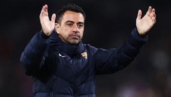 تشافي هيرنانديز مدرب برشلونة