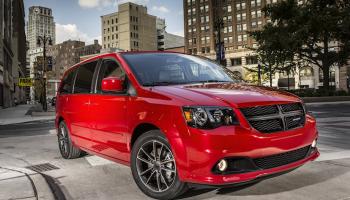 طراز Dodge Grand Caravan R/ T