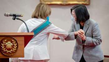 رئيسة تايوان في استقبال نانسي بيلوسي