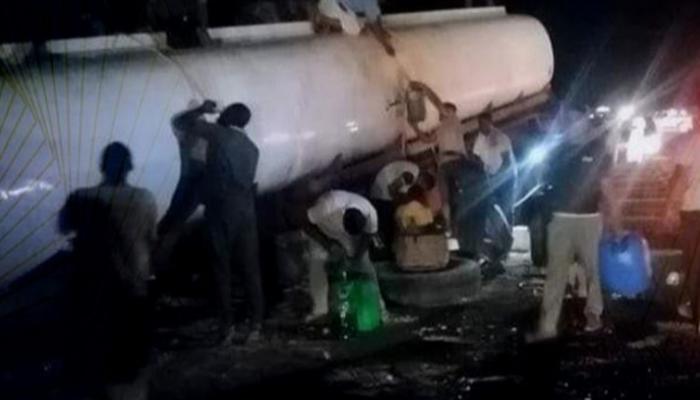 حادث انفجار شاحنة نقل الوقود في الجنوب الليبي