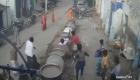 En Vidéo : Un indien tombe dans une marmite bouillante ! 