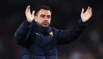 تشافي هيرنانديز مدرب برشلونة