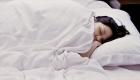 Araştırma: Yatağın solunda uyuyanlar daha pozitif uyanıyor