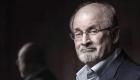 L’écrivain Salman Rushdie attaqué au couteau lors d’une conférence aux Etats-Unis