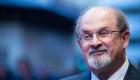 استقبال «کیهان» از عامل حمله به سلمان رشدی؛ باید آن دست را بوسه‌باران کرد