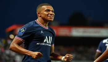 كيليان مبابي لاعب باريس سان جيرمان