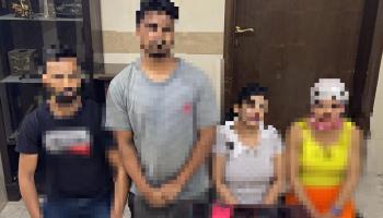 المتهمون بعد القبض عليهم في الكويت