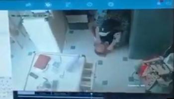 كاميرا مراقبة ترصد الاعتداء على صيدلانية الإسماعيلية
