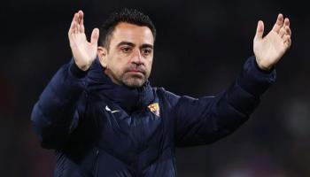 تشافي هيرنانديز مدرب برشلونة