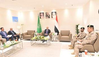 لقاء رئيس مجلس القيادة الرئاسي بقائد قوات التحالف