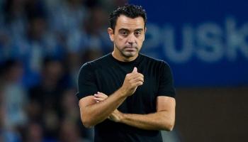 تشافي هيرنانديز مدرب برشلونة 