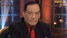 حلمي بكر ينفعل على مذيعة مصرية: "هتدوني كام؟" (فيديو)
