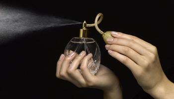 عطور فرمونيه للرجال والنساء 