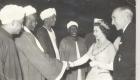 مناهل السودانية والملكة إليزابيث.. ذكريات من الطفولة للدبلوماسية