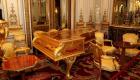قضية البيانو الذهبي تتجدد.. هل سرقت الملكة إليزابيث صدام حسين؟