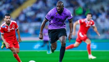 الهلال بالقميص البنفسجي أمام الوحدة