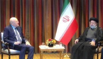 العلم اللبناني يغيب عن لقاء ميقاتي ورئيسي