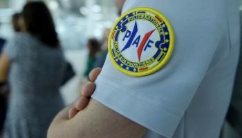 Aéroport de Marseille: un homme qui devait être expulsé agresse des policiers, le vol annulé