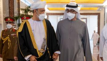 الشيخ محمد بن زايد آل نهيان والسلطان هيثم بن طارق