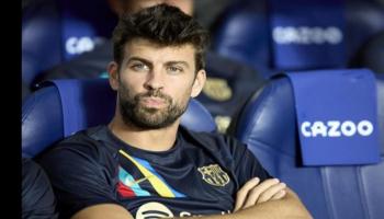 جيرارد بيكيه مدافع برشلونة